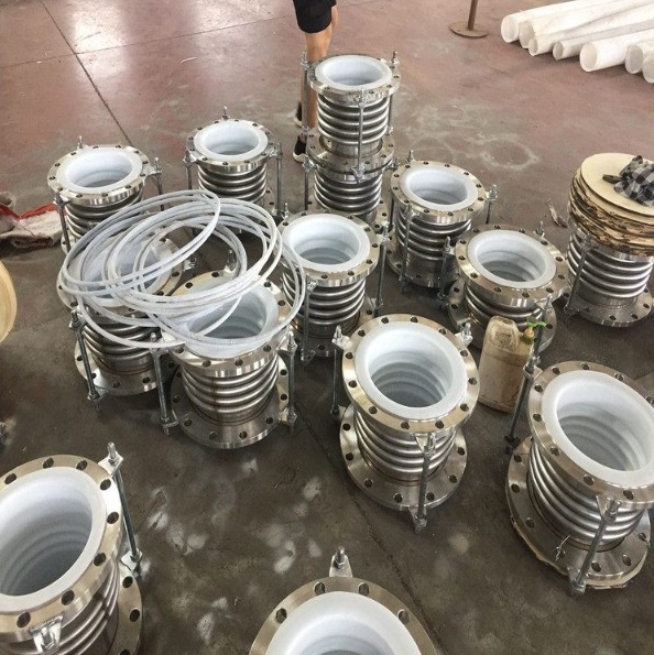 衬四氟金属补偿器